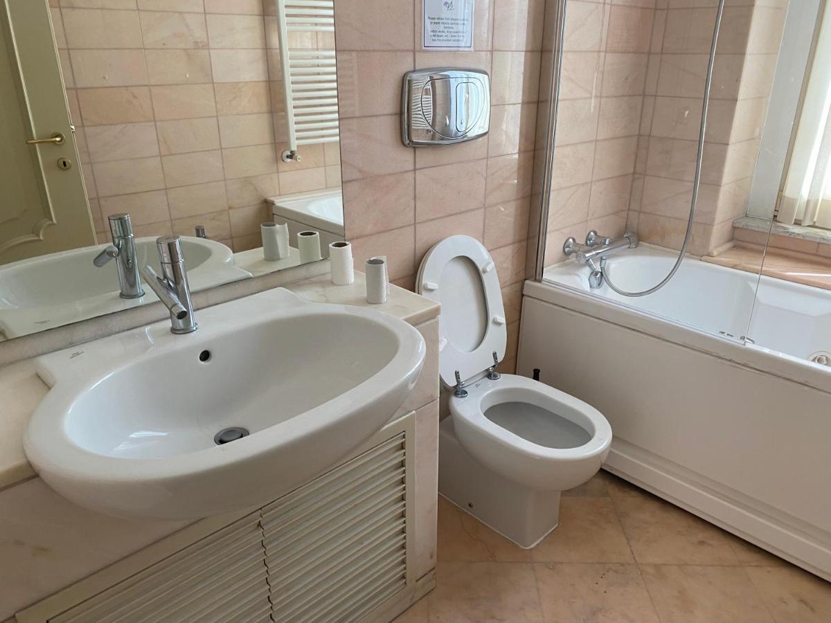 Rome Accomodation Extérieur photo